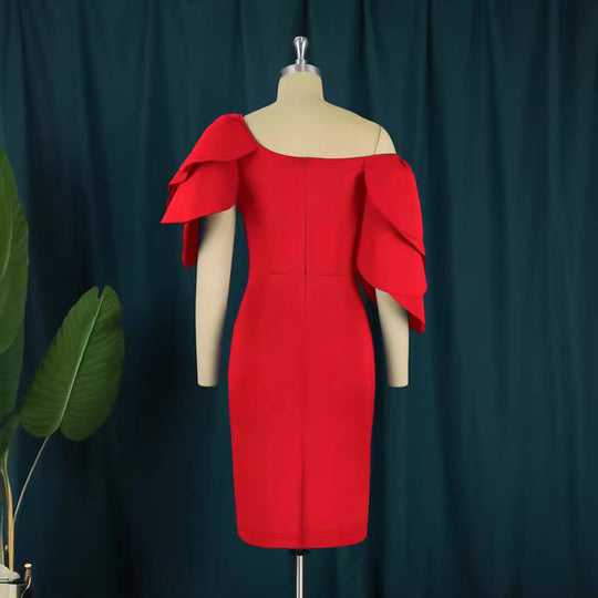 Damen Figurbetontes Kleid mit asymmetrischem Rüschen-Ausschnitt EB