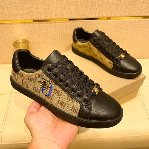 Damen Modische Sneakers mit buntem Muster und luxuriösen Details EB