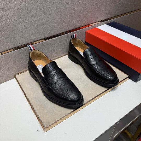 Damen Elegante Mokassins mit modischem Zierdetail aus hochwertigem Leder EB