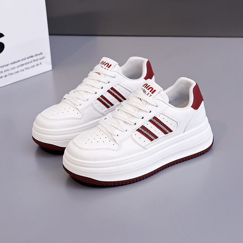 Damen Plattform Sneakers mit trendigem Design und stabiler Profilsohle EB