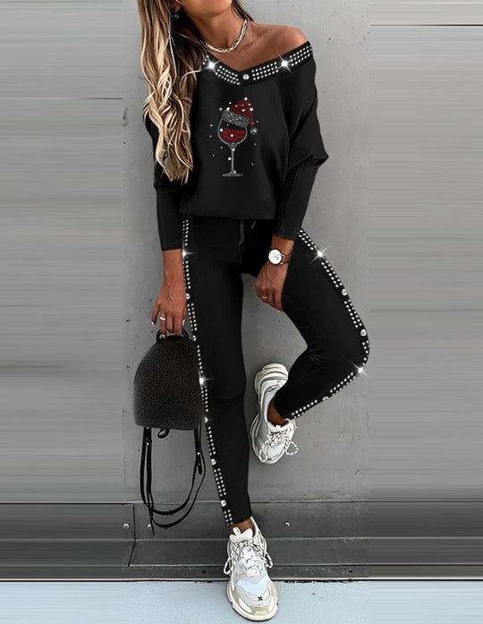 Damen Trendiges Freizeit-Outfit mit Off-Shoulder Oberteil und dekorativen Steinchen EB