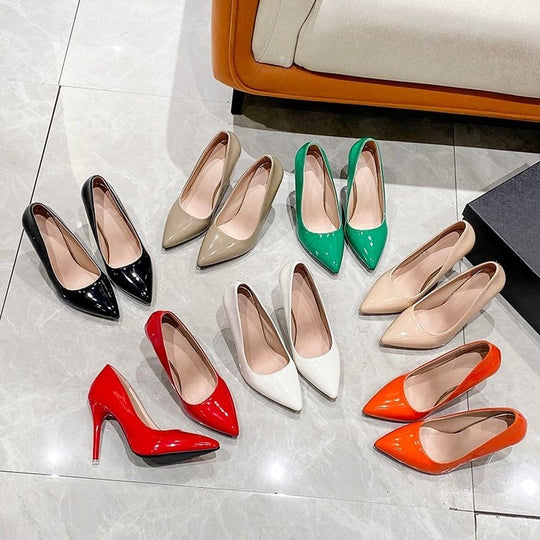 Damen elegante stiletto Pumps mit hochglänzender Oberfläche EB