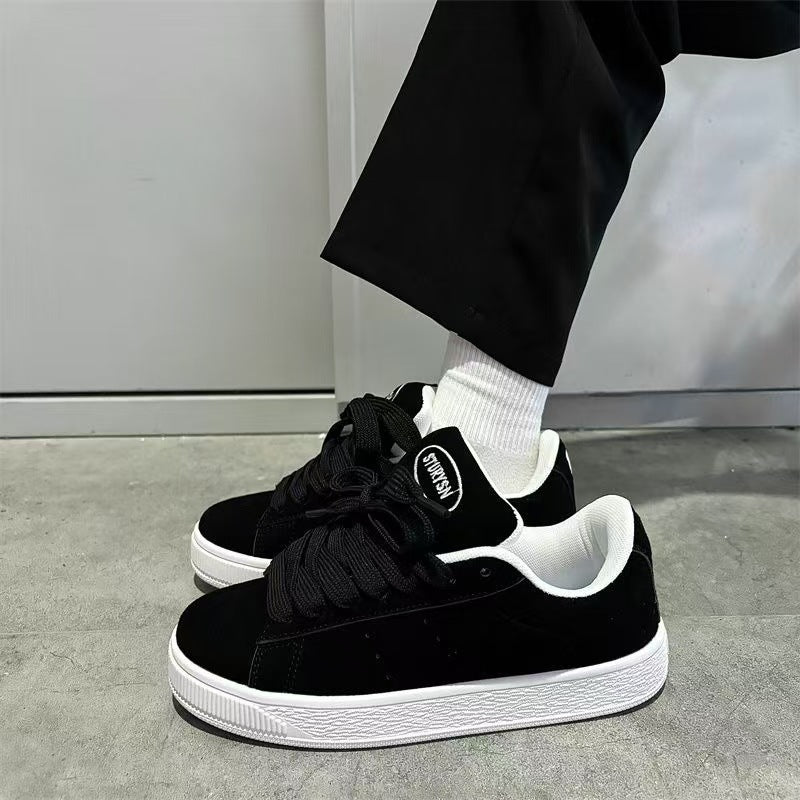 Damen Sportliche Sneakers mit griffigem Sohlenprofil und hochwertigem Obermaterial EB