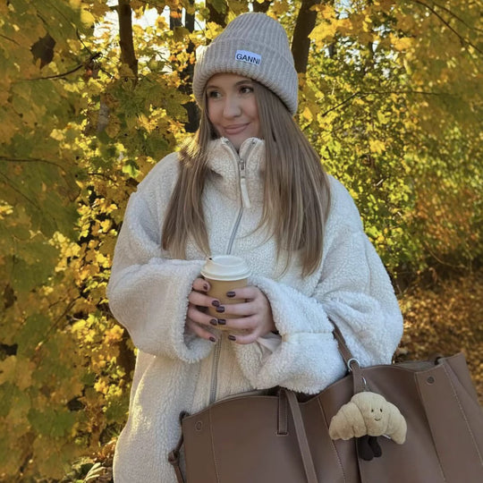 Damen kuschelige Fleecejacke mit hohem Kragen und praktischen Eingrifftaschen EB