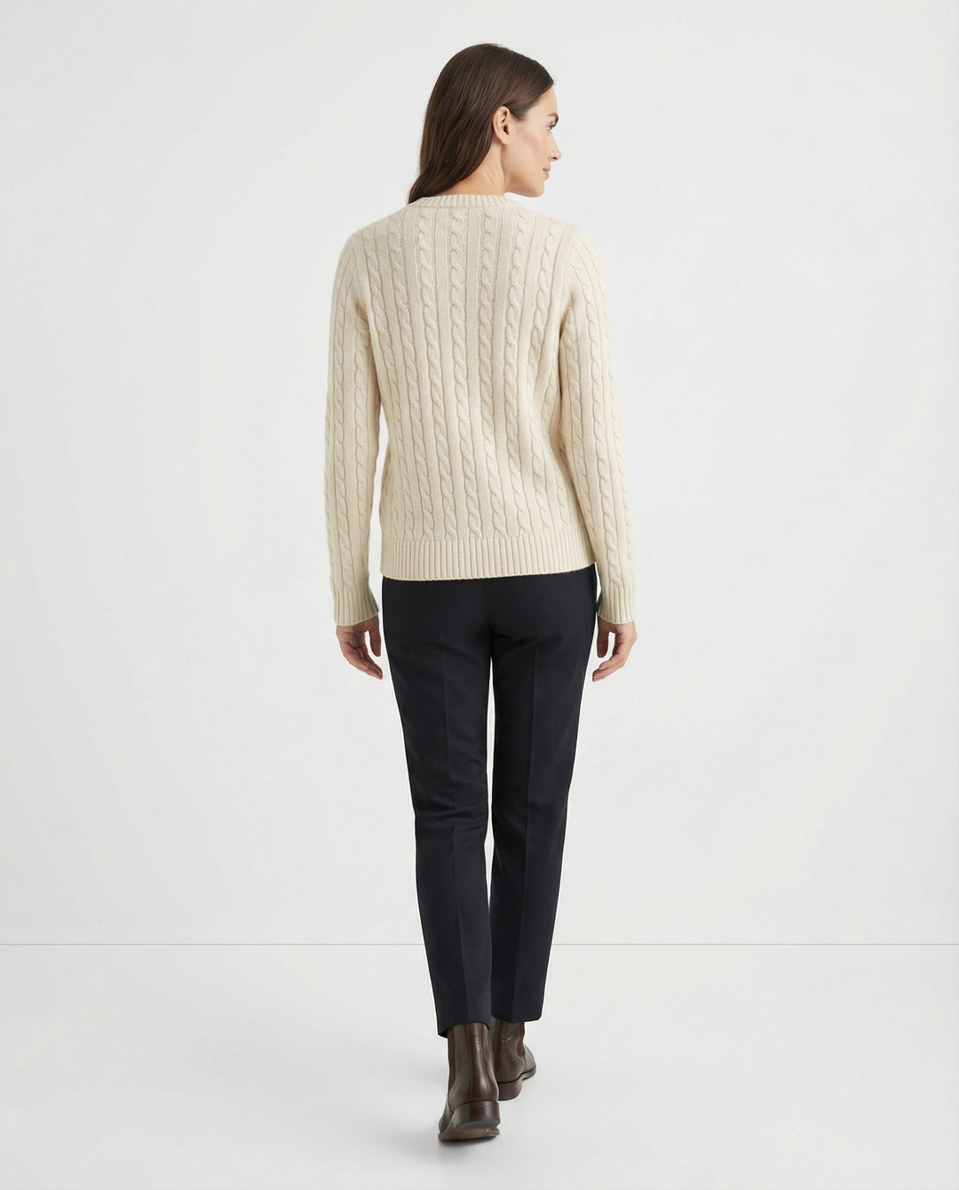 Damen klassische Zopfmuster-Strickjacke mit Rundhalsausschnitt und durchgehender Knopfleiste EB