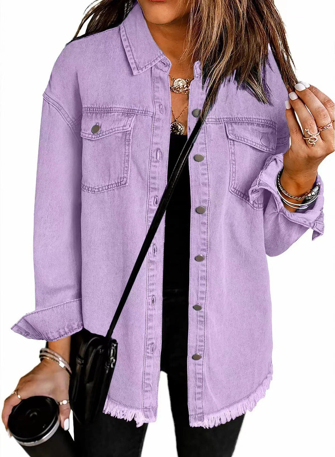 Damen Denim Overshirt mit fransigem Saum und Brusttaschen EB