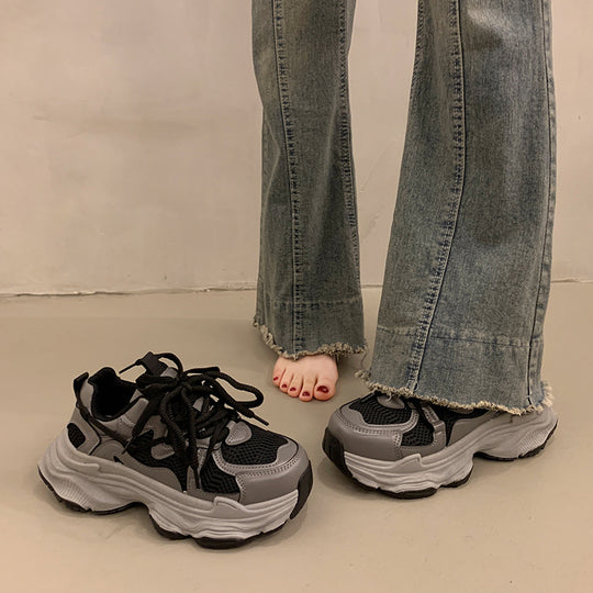 Damen Sneaker mit dämpfender Sohle und atmungsaktivem Obermaterial EB