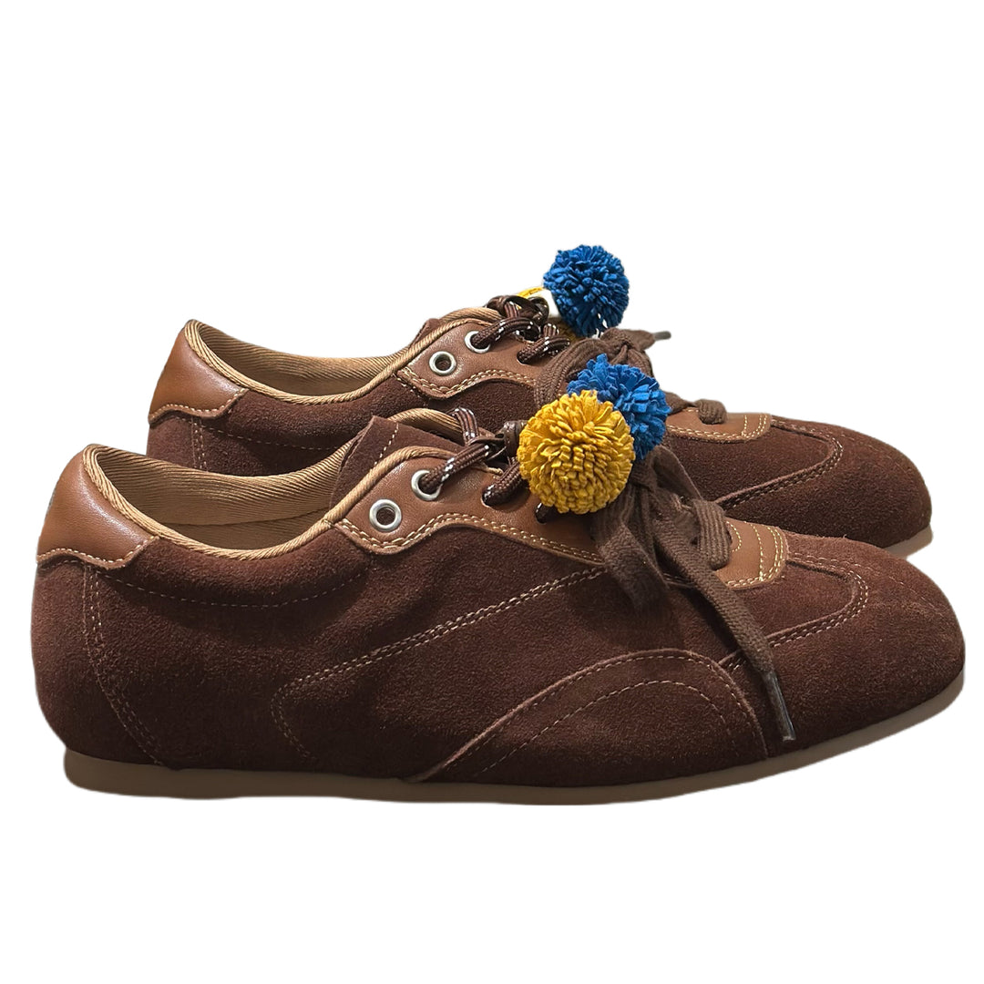 Damen Sportliche Sneaker mit dekorativen Pompons und flexiblem Schnürsystem EB