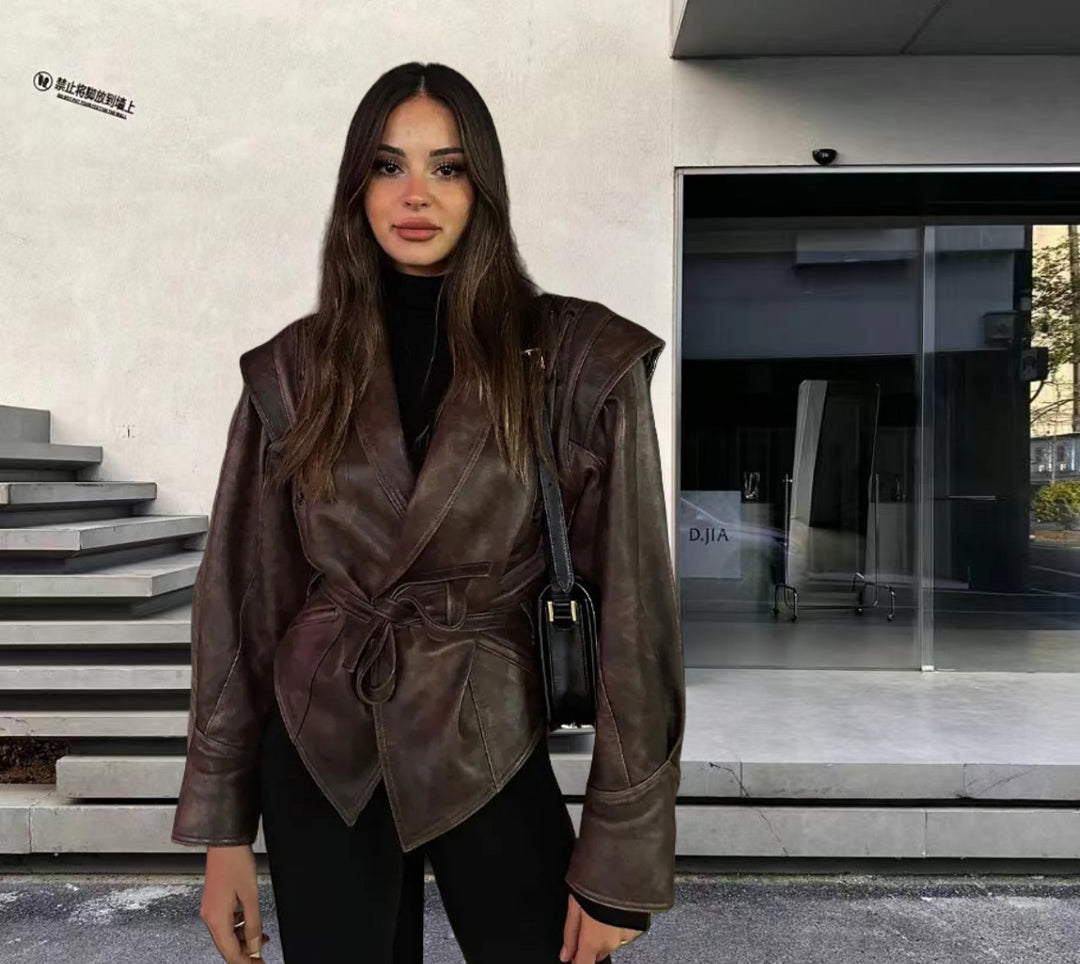 Damen Kunstleder Blazerjacke mit strukturierter Silhouette EB
