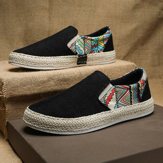 Damen Modische Slip-On Espadrilles mit buntem Ethnomuster EB