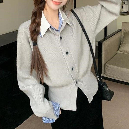 Damen Strickjacke mit klassischem Schnitt und stilvollen Knopfdetails EB