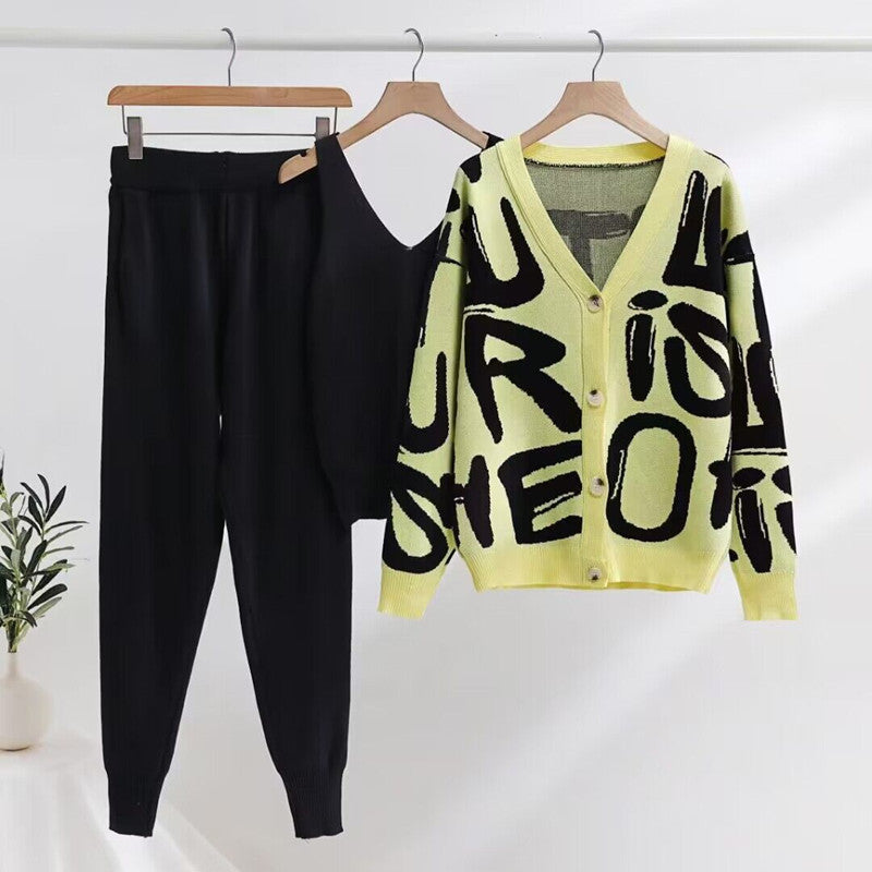 Damen gemütliches Strick-Loungewear-Set mit Dekorativem Schriftzug EB