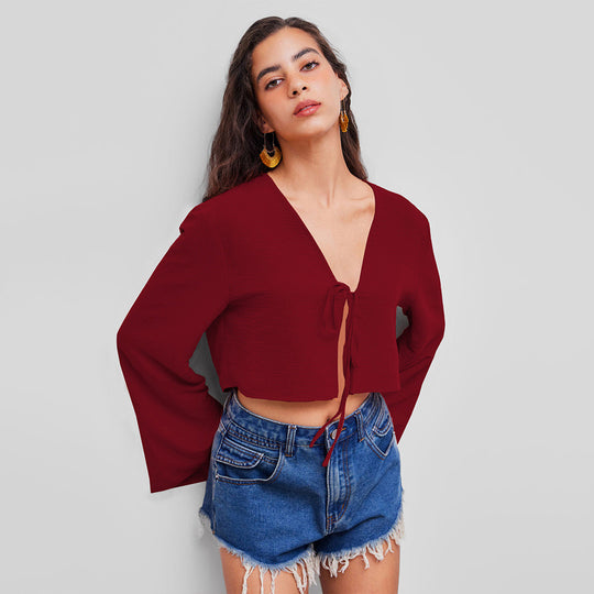 Damen kurzes Bindecrop-Top mit V-Ausschnitt, Knotenbindetail und Glockenärmeln Eichborn Berlin