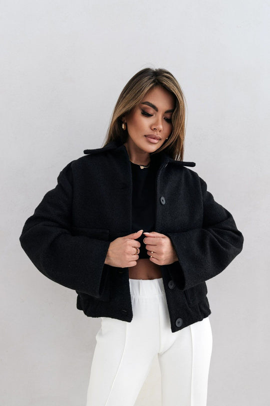 Damen Kuschelige Overshirtjacke im lässigen Stil mit praktischen Taschen und Knopfverschluss EB