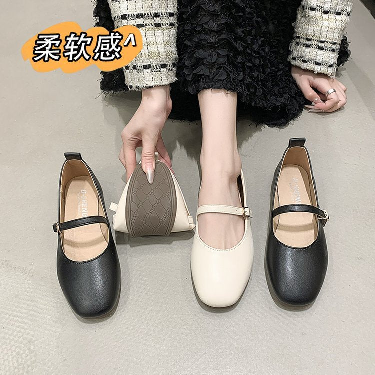 Damen Ballerinas mit elegantem Riemchen und bequemem Fußbett EB