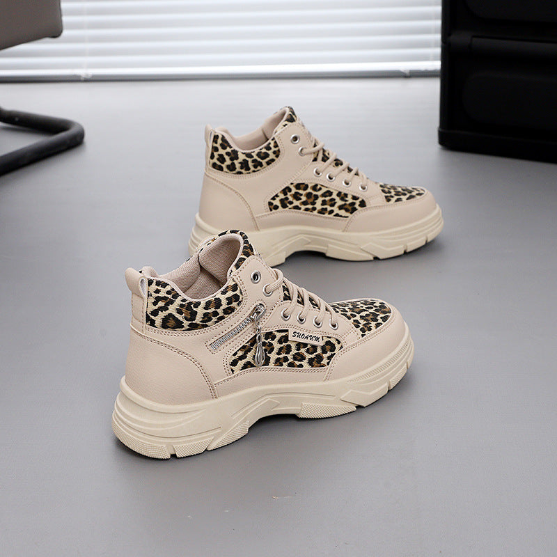 Damen High-Top Sneakers mit auffälligem Leopardenmuster und trendiger Sohle EB