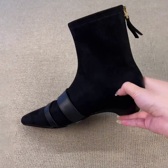 Damen Ankle Boots mit modischem Schnitt und elegantem Riemendetail EB