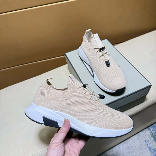 Damen Sportliche Sneakers mit innovativer Schnürtechnologie und atmungsaktivem Obermaterial von EB