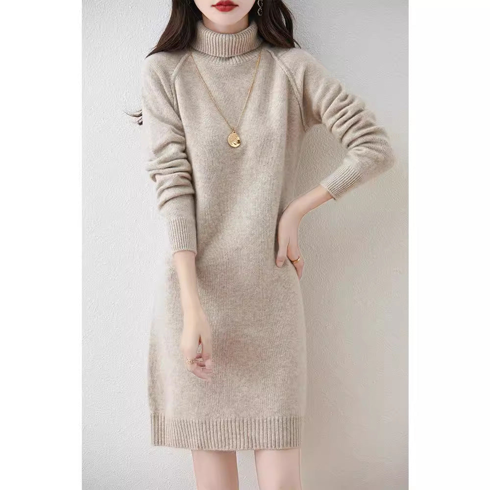 Damen Strickkleid mit hohem Kragen und schmalem Schnitt EB