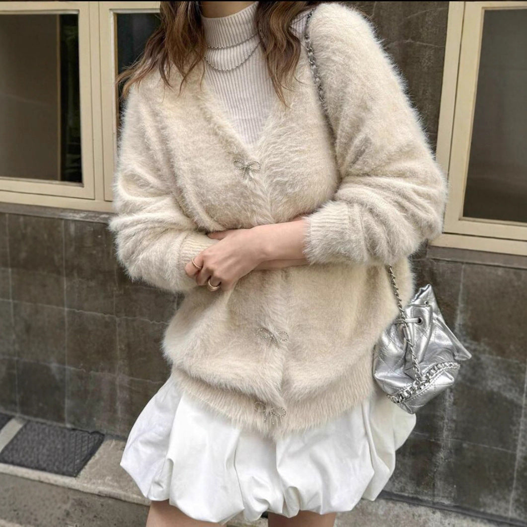 Damen Flauschiger Mohair‑Optik Cardigan mit dekorativen Schleifenverschlüssen EB