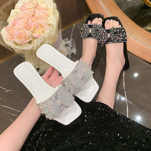 Damen Glamouröse Riemchen-Sandalen mit funkelnden Schmuckdetails EB
