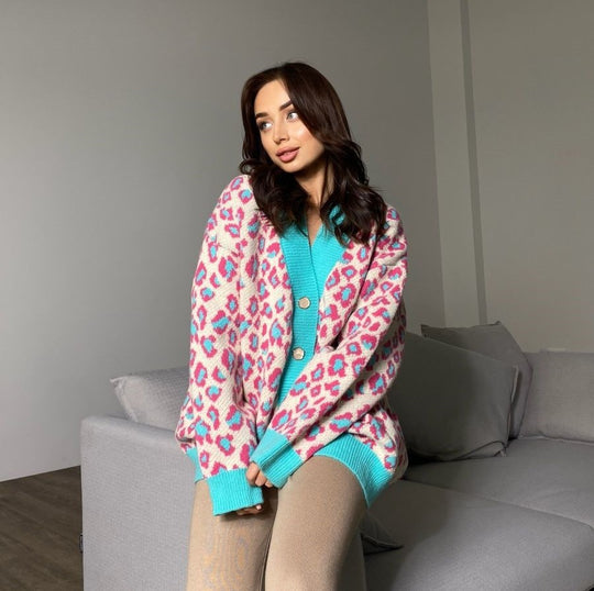 Damen Oversized Pullover mit Schulterdesign und lebhaftem Leopardenmuster EB