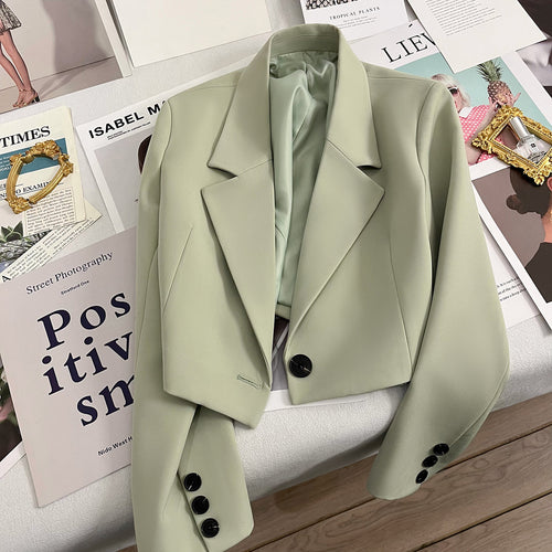 Damen nan kurzer taillierter Blazer mit markantem Revers und Ein-Knopf-Verschluss EB