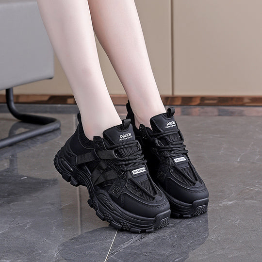 Damen Sportliche Sneakers mit atmungsaktivem Netzmaterial und stabiler Profilsohle EB