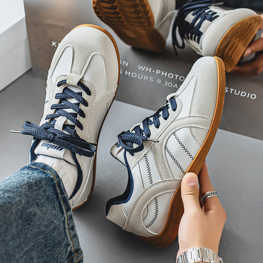 Herren retro-inspirierte Low-Top Freizeit-Sneaker mit Wildlederoptik, gepolstertem Knöchelkragen und griffiger Gummilaufsohle EB