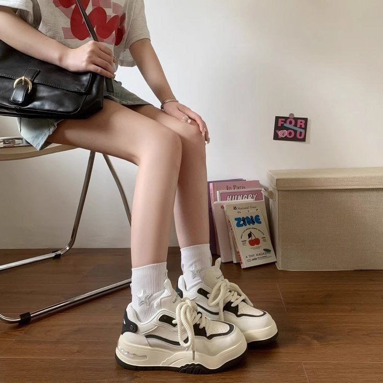 Damen Trendige Chunky Sneakers mit sportlichem Design EB