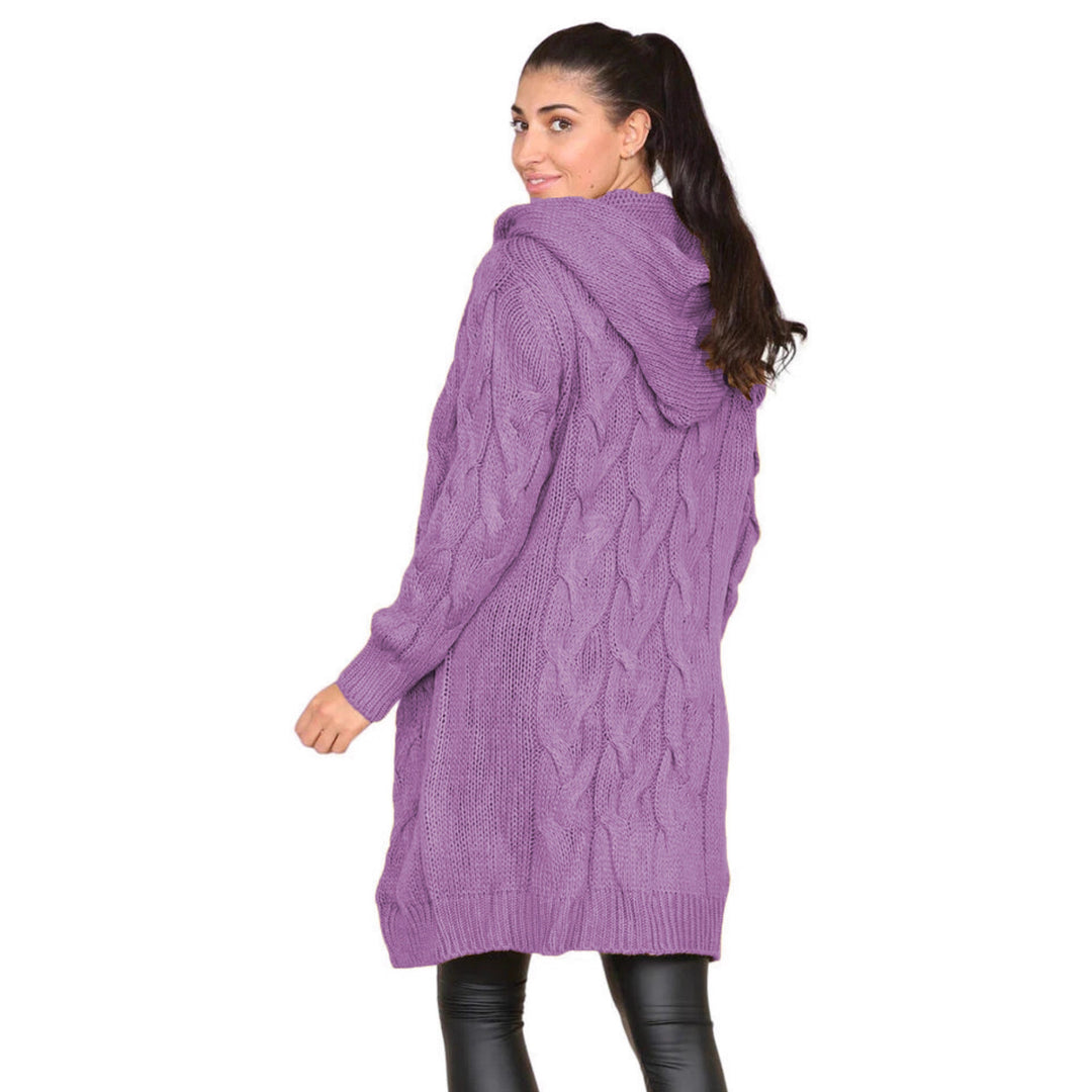 Damen Strickjacke mit oversized Schnitt und kunstvollem Kabelmuster EB