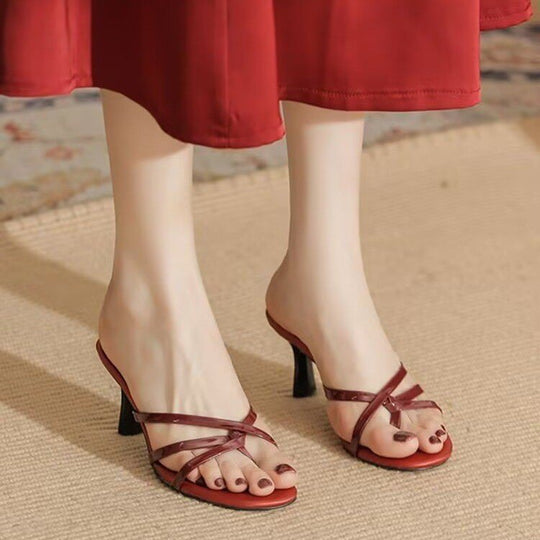 Damen Slingback Sandaletten mit elegantem Riemendesign und bequemer Absatzhöhe EB