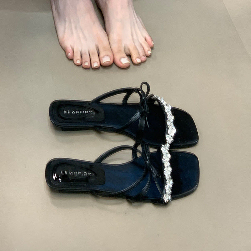 Damen elegante Sandalen mit funkelndem Schmuckdetail EB