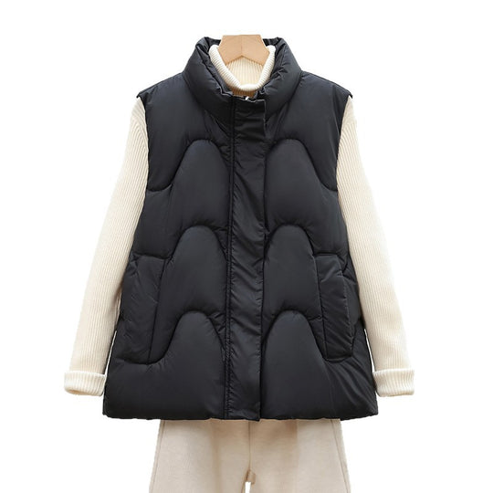 Damen nan ärmellose Steppweste mit hohem Polokragen und ergonomischer Bogensteppung EB