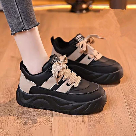 Damen Chunky Sneakers mit gepolsterter Sohle und stylischem Schnürdesign EB
