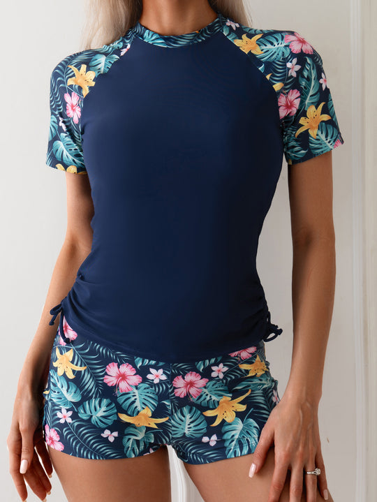Damen Surf- und Sportanzug mit floralen Akzenten EB