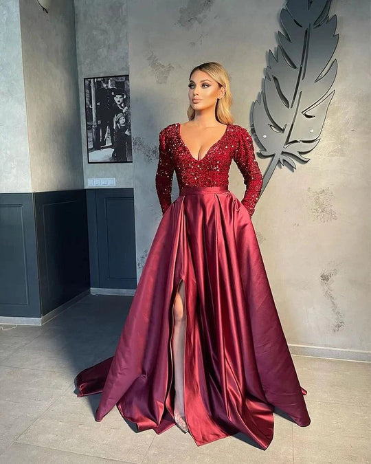 Damen Glamouröses Abendkleid mit funkelnden Pailletten und hohem Schlitz EB
