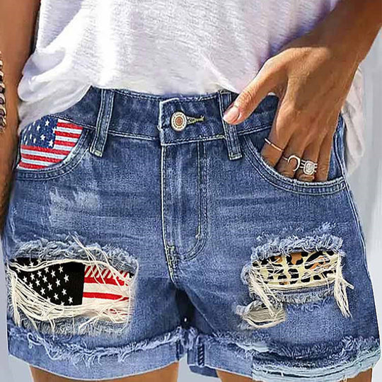 Damen Jeans-Shorts mit einzigartigem Flaggen-Design und modernen Destroyed-Details EB