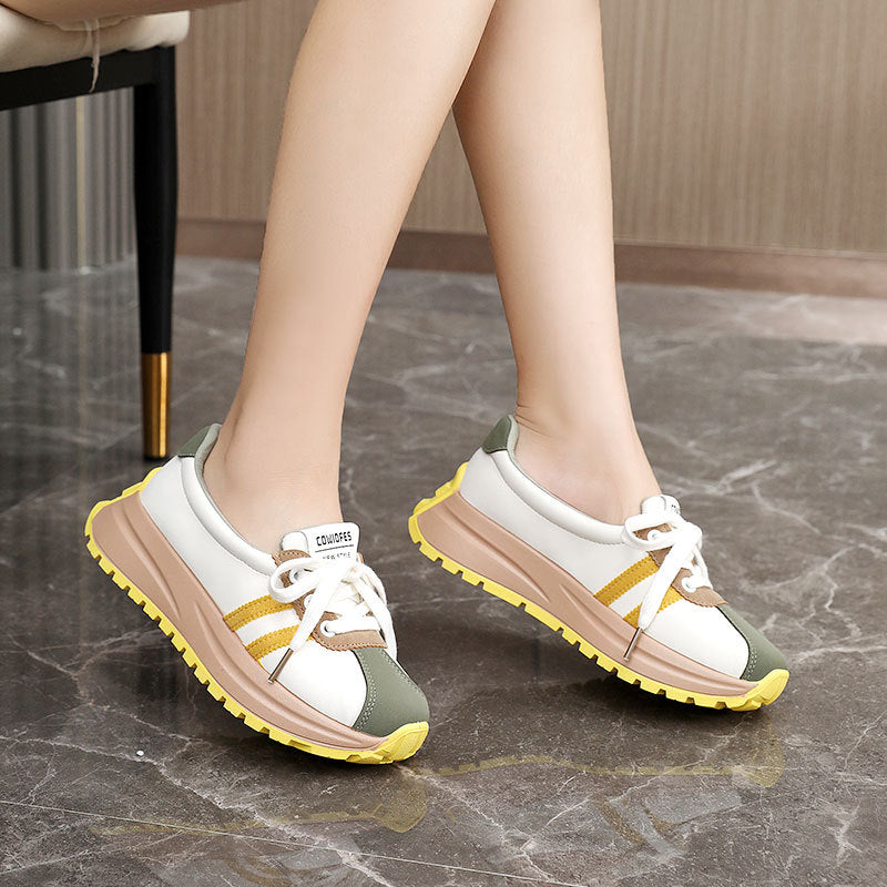Damen Sportliche Sneaker mit metallischen Akzenten und rutschfester Sohle EB