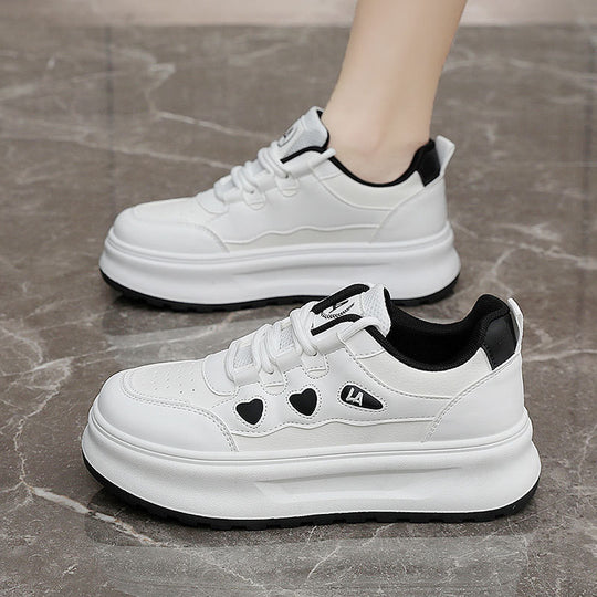 Damen Sportliche Sneakers mit modischem Obermaterial und innovativem Dämpfungssystem EB