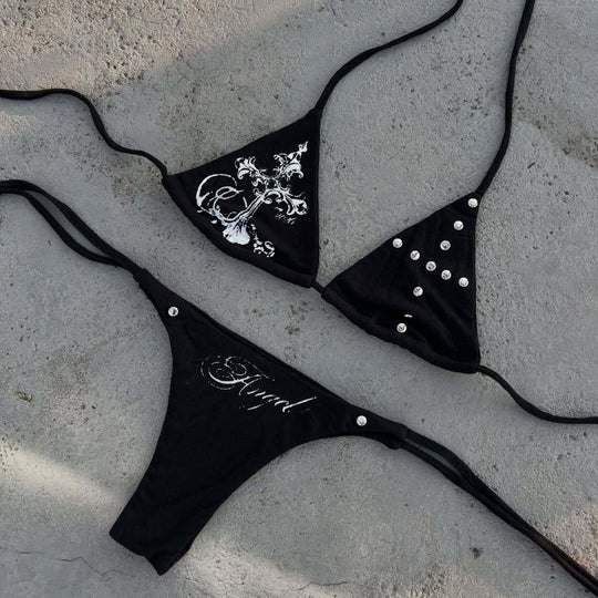 Damen Bikini-Set mit ausgefallenen Details und einzigartigen Akzenten EB