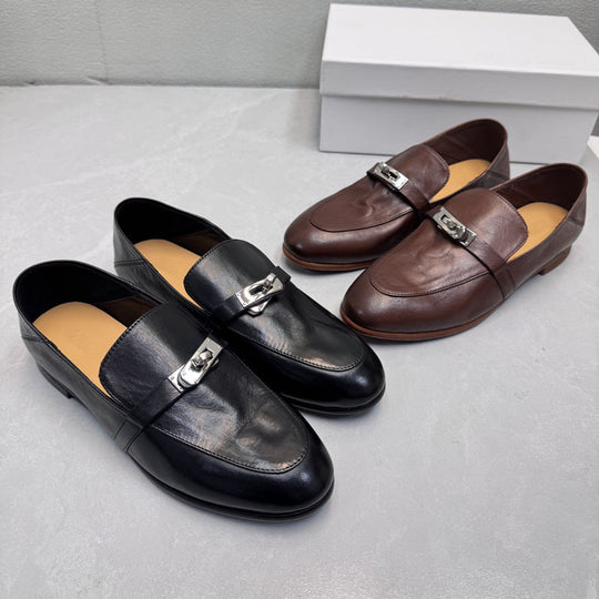 Damen Elegante Mokassins mit modischem Schnallen-Detail EB