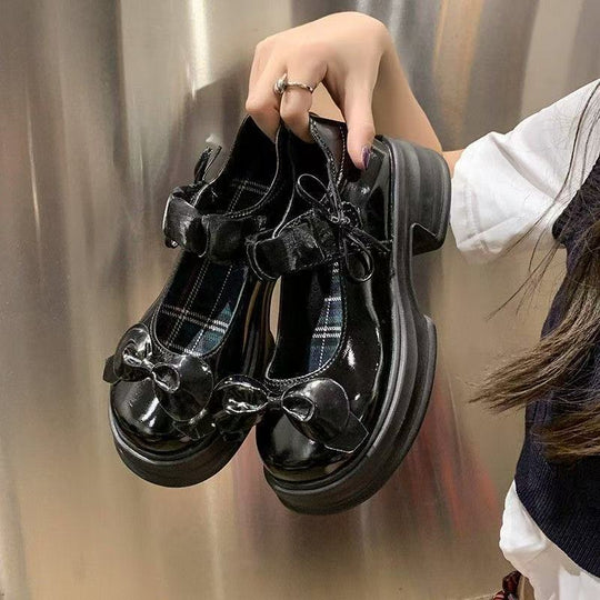 Damen Komfortable Schnürschuhe mit modischen Schleifen und robustem Profil EB