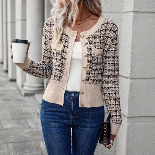 Damen stilvolle Strickjacke mit goldenen Knöpfen EB
