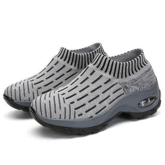 Damen Slip-On Sneakers mit atmungsaktiver Strick-Oberfläche und stoßdämpfendem Fußbett EB