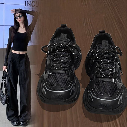Damen Sportliche Sneakers mit atmungsaktivem Obermaterial und robustem Profil EB