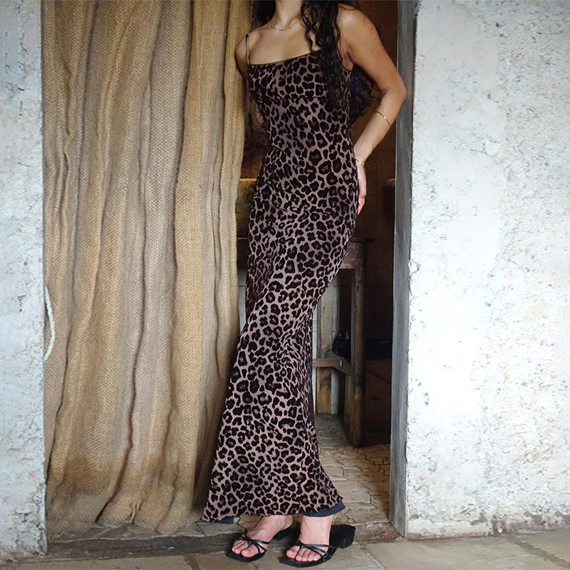 Damen Maxikleid mit elegantem Animal-Print und schmalen Trägern EB