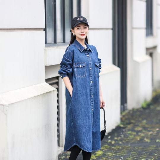 Damen Langes Denim-Hemdblusenkleid mit Knopfleiste und Brusttaschen EB