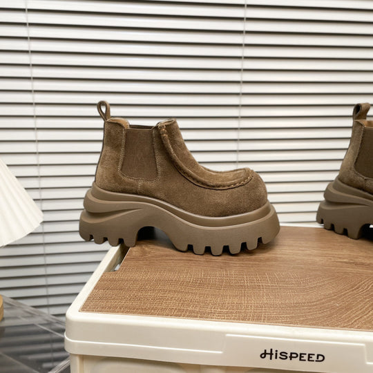 Damen Chunky Chelsea Boots mit rutschfester Profilsohle und weichem Veloursleder EB