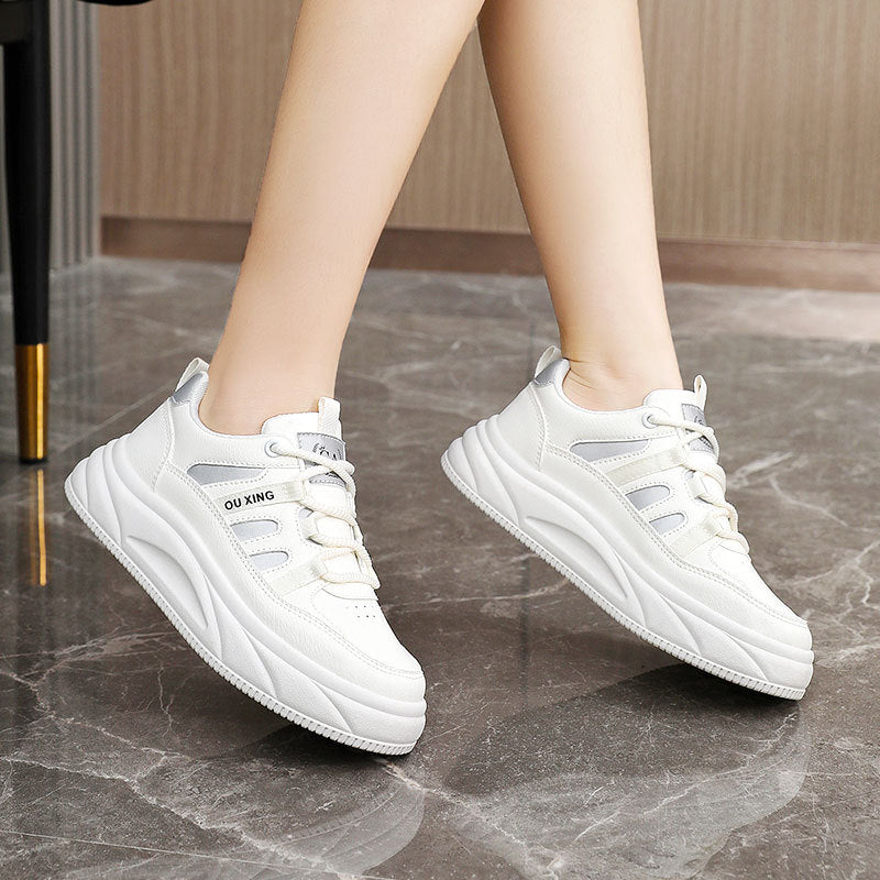 Damen Sportliche Sneakers mit dämpfender Laufsohle und atmungsaktiver Obermaterialstruktur EB